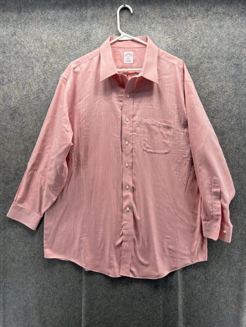 Brooks Brothers Dress Shirt Mens 17.5 2/3 Pink Herringbone Classic Non Iron